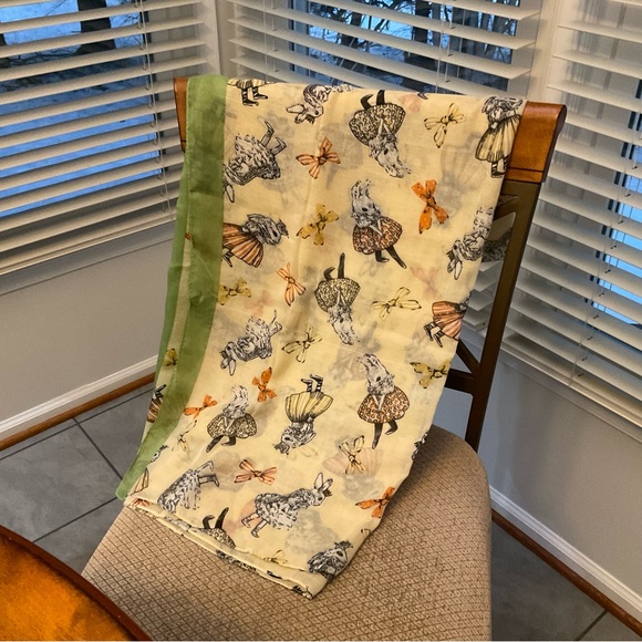 ALICE IN WONDERLAND SCARF NWT - Picture 1 of 3